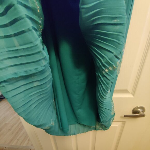 BCBG MaxAzria Zariah SZ-S Cocktail Party Midi Pleated Chiffon Dress - Picture 8 of 13